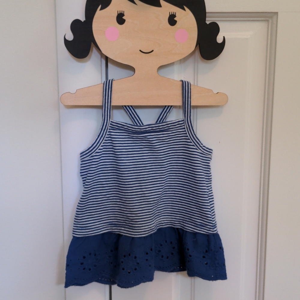 Gap eyelet trim tank